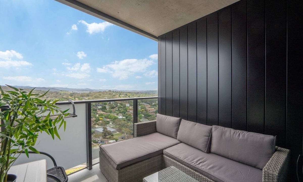 Phillip Apartment | Modern 2-Bed Apartment with Premium Amenities