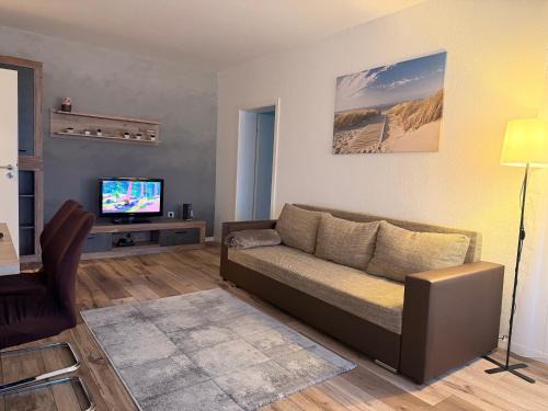 Waldmohr Apartment | Modern 2-Room Apartment with Free Parking and Balcony