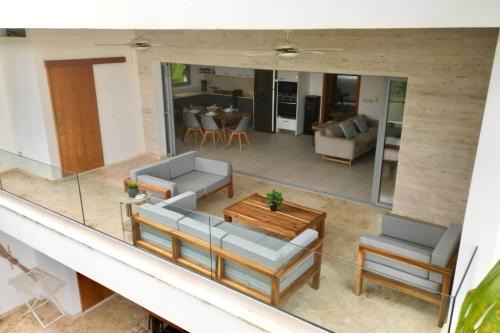 La Iglesia Apartment | Modern 2BD With Pool And Huge Private Terrace