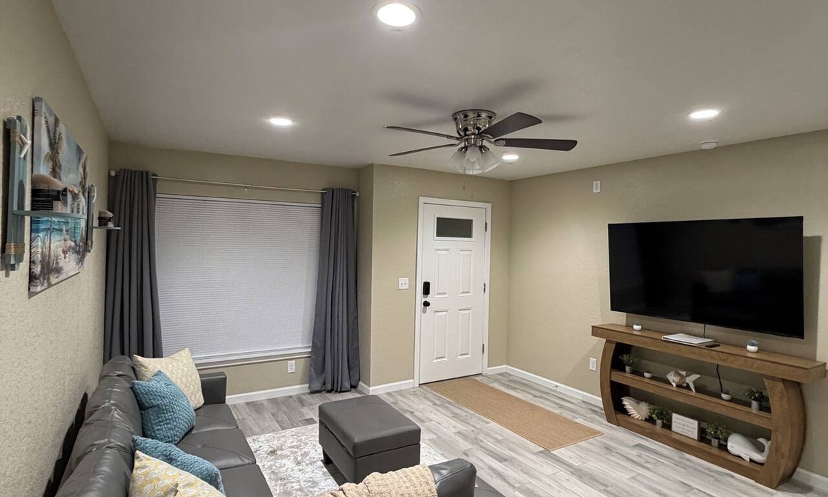 Ocala Apartment | Modern 2BR/2Bath Minutes to WEC & FAST