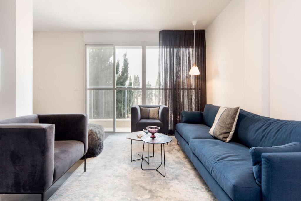 Ramat Hasharon Apartment | Modern 2BR Apt w Private Parking in City Center