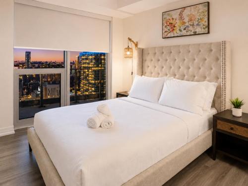 Garden District Apartment | Modern 2BR Spacious Stay - Prime Location