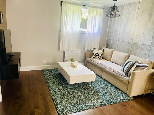 Saint-Hubert Apartment | Modern 2BR Suite - 3 Beds- Sleeps 6 - Free Parking - Near Montreal