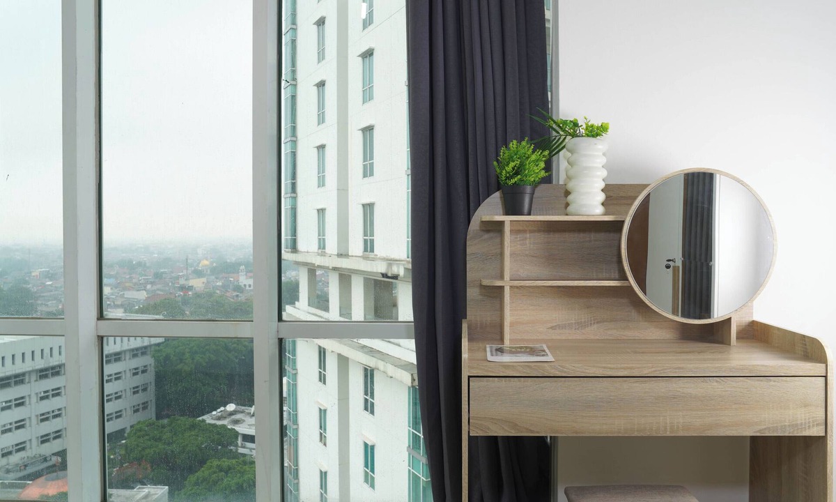 East Jakarta Apartment | Modern 2Br With Service Room Apartment Woodland Park Residence