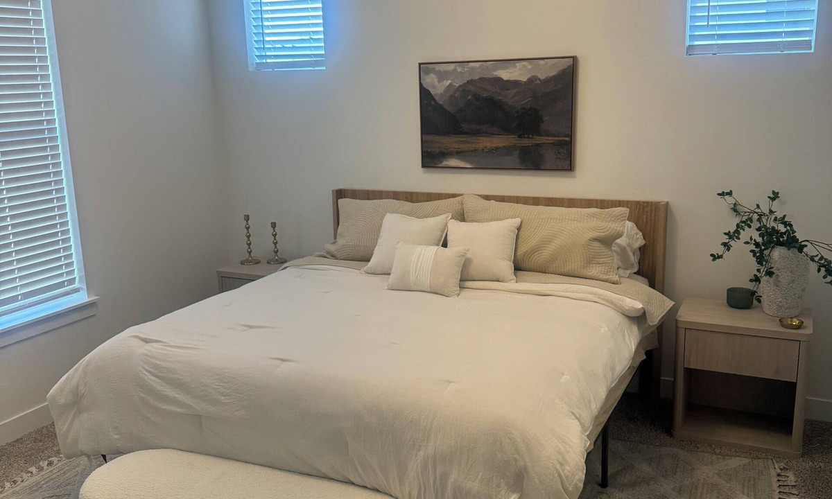 Riverton Condo | Modern 3 bed condo in heart of Riverton