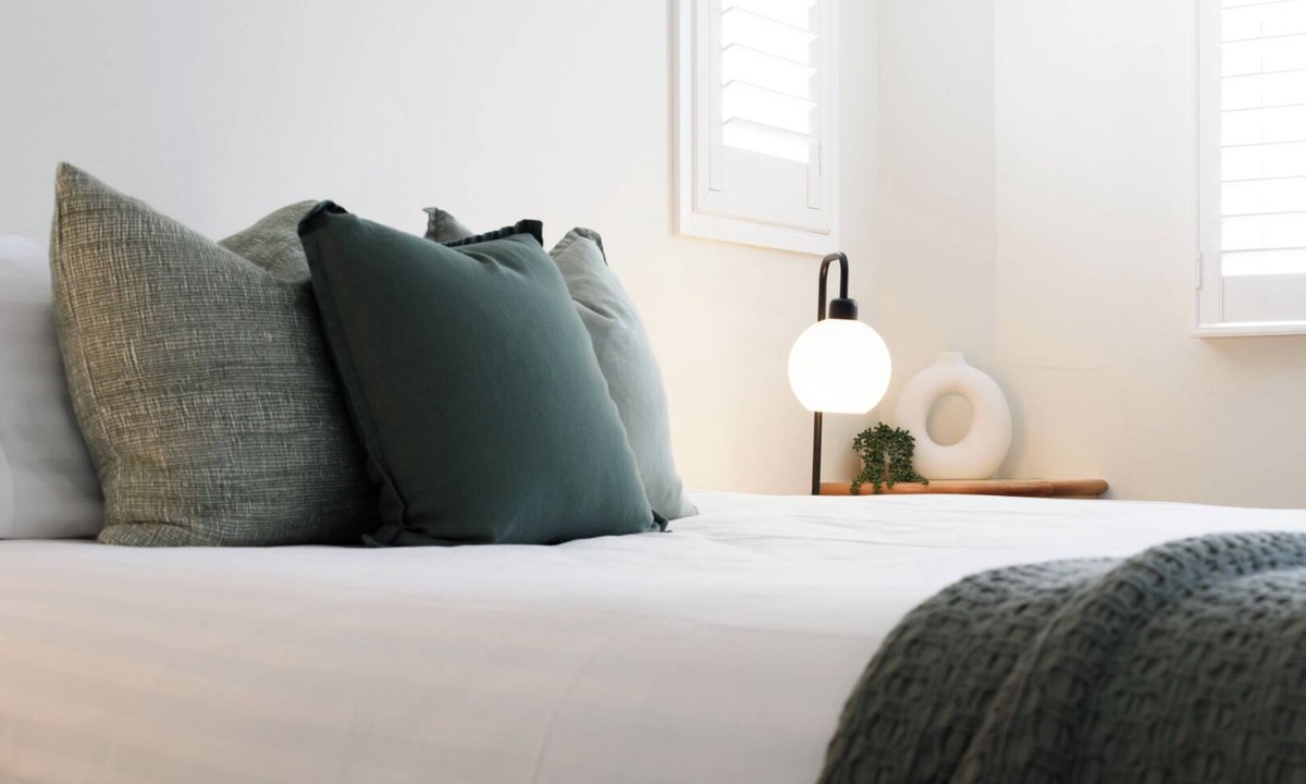 Launceston CBD House | Modern 3-Bed House in Launceston CBD w/Parking