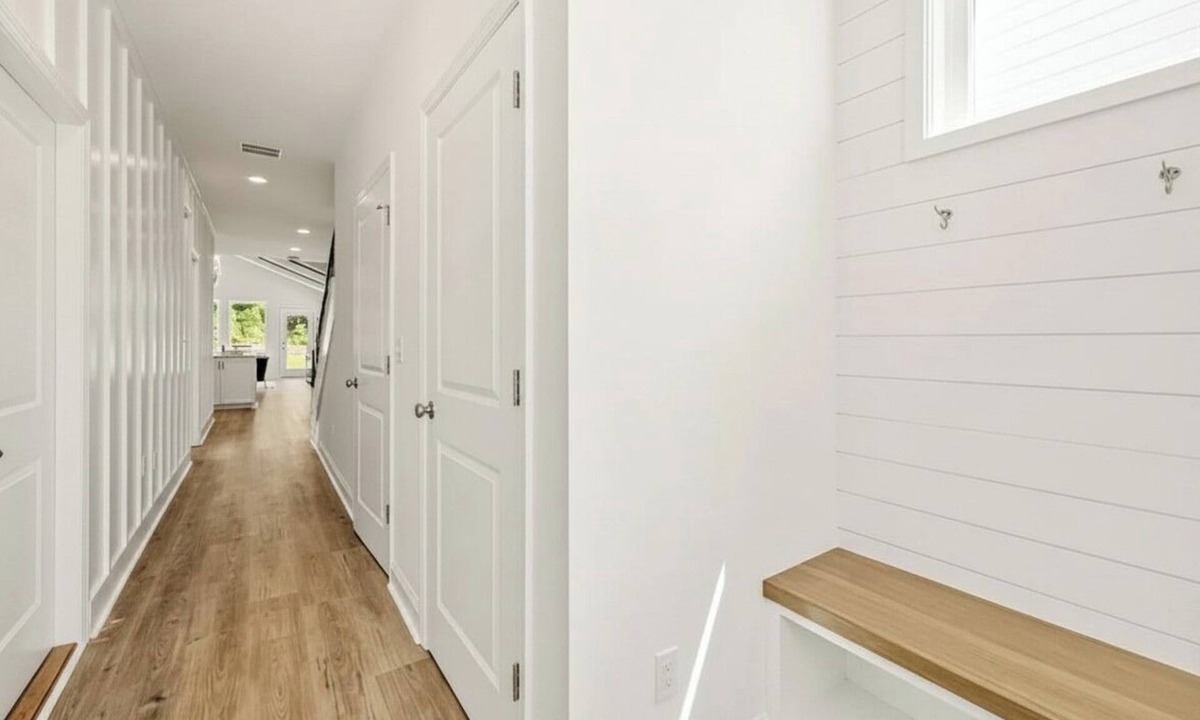 Tallahassee House | Modern 3BR/2.5BTH Landon Hills Retreat