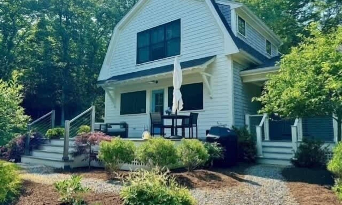 Adamsville House | Modern 3BR Colonial Retreat in Little Compton