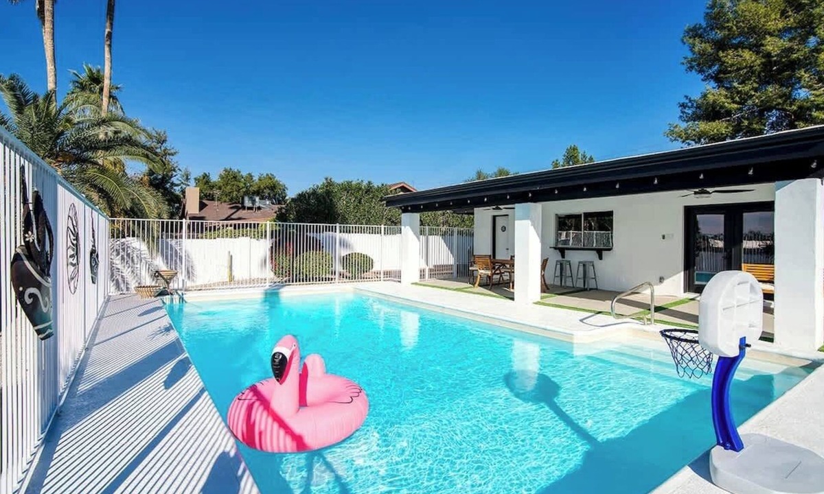Moon Valley House | Modern 3BR Home w/Heated Pool, Games & Parking