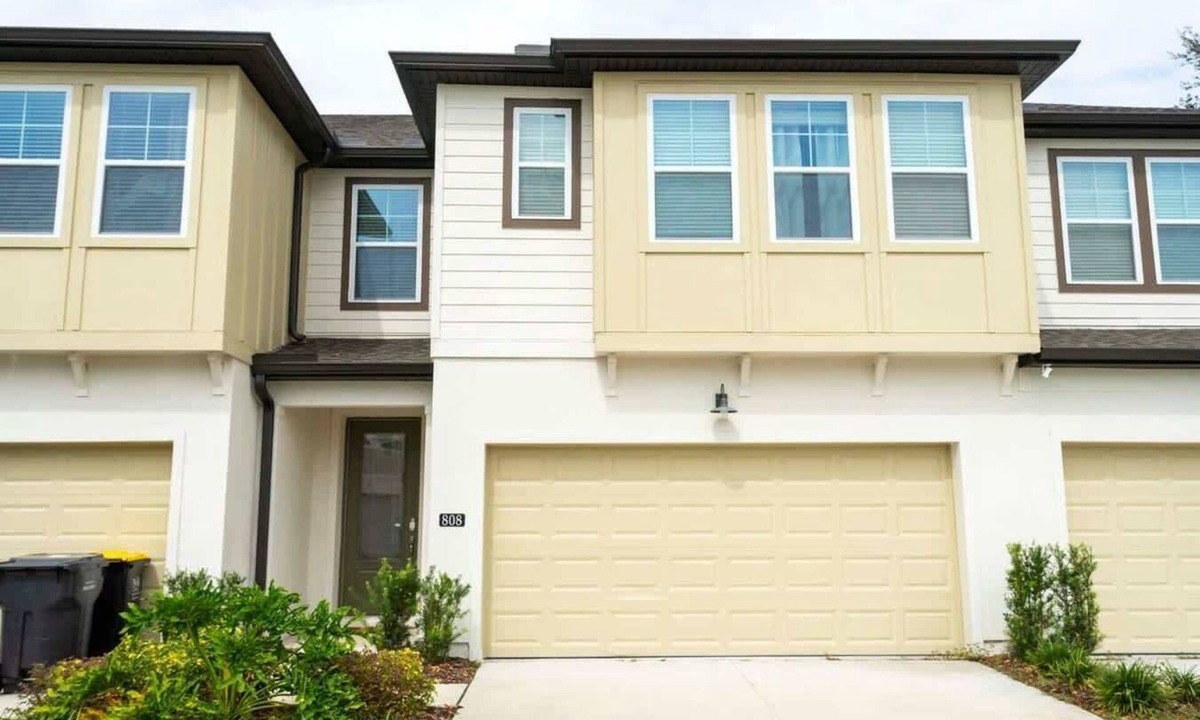 Davenport House | Modern 3BR w/Game Garage @ Festival Resort 808