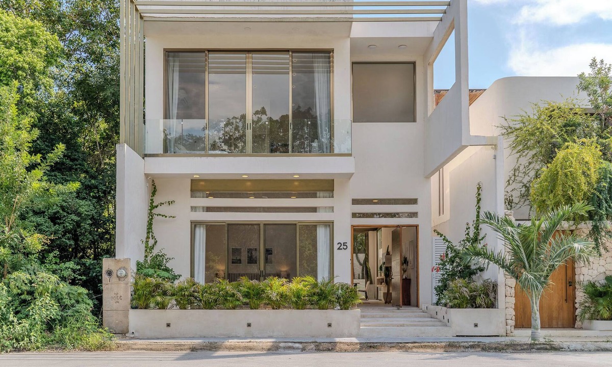 Tulum Villa | Modern 4-bedroom 4- bathroom villa with private pool in Tulum.