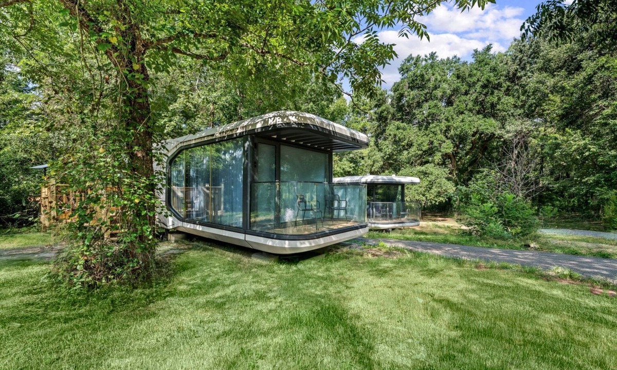 St. Stephen House | Modern Airstream Glamping with Pond Views in Rural South Carolina