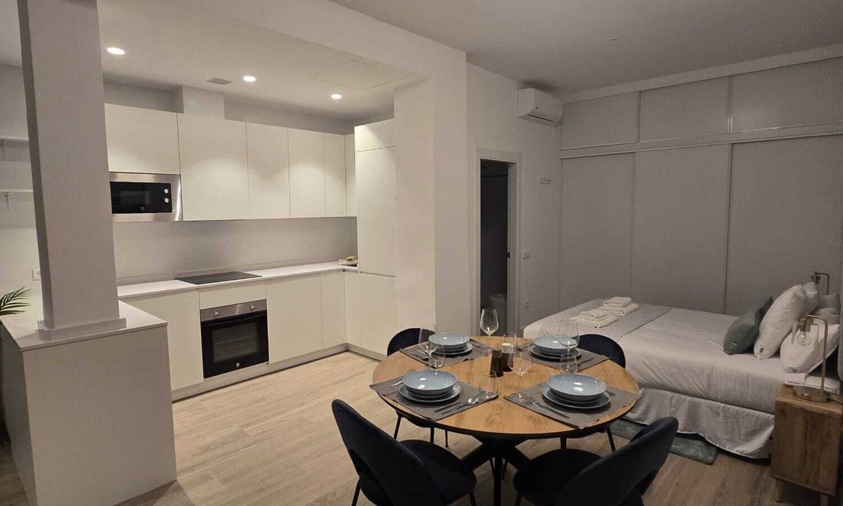 Cuatro Caminos Apartment | Modern and comfortable studio in Madrid - Calle Cicerón