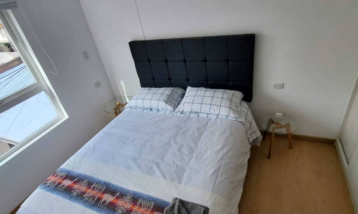Primavera Apartment | Modern and confortable appartment, 8 min drive from Plaza Mayor!