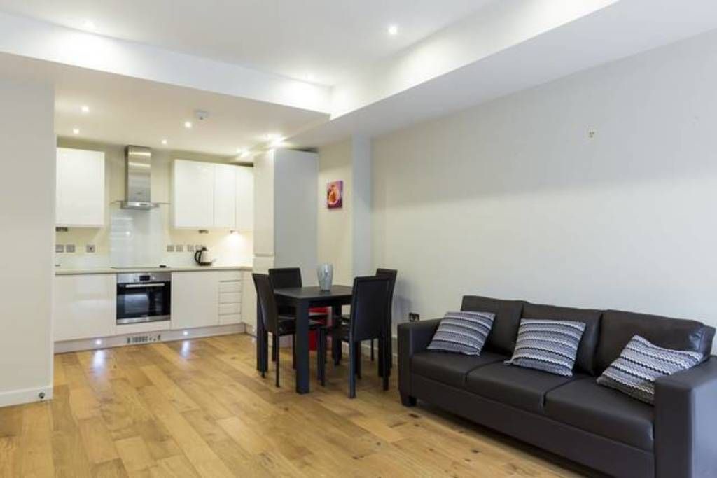 Nine Elms Apartment | Modern and Spacious Central London Apartment (CSA)