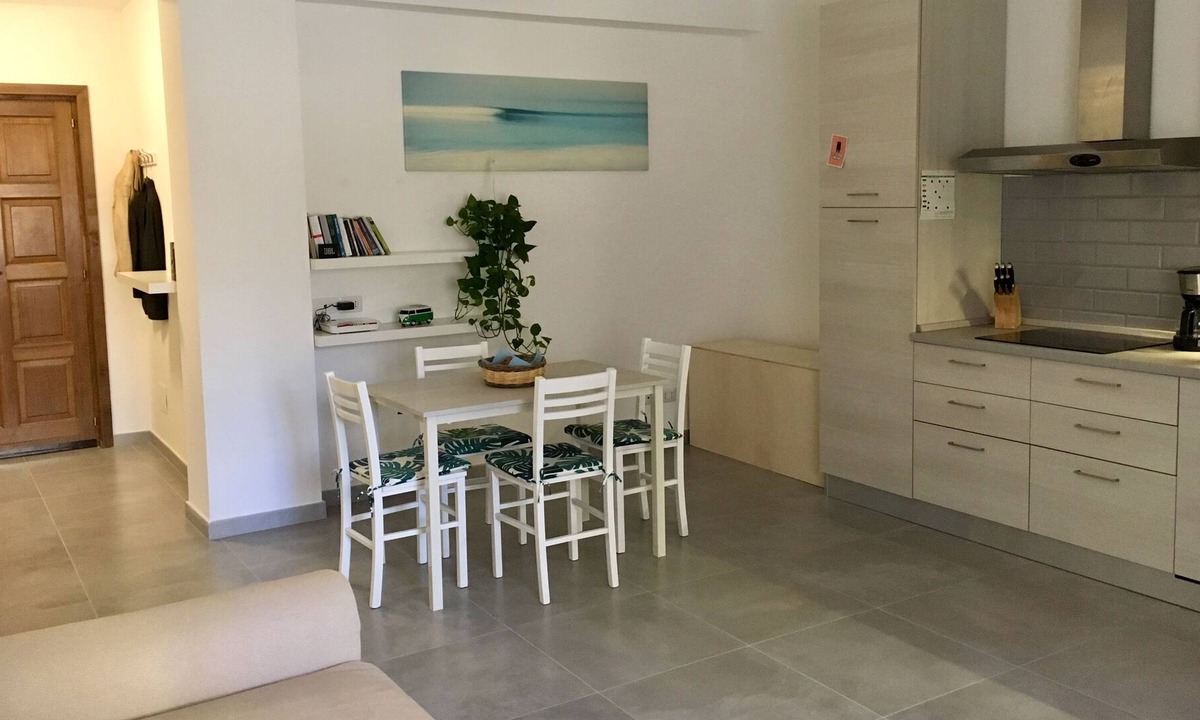 La Taulera Apartment | Modern apartment 200 metres from the beach
