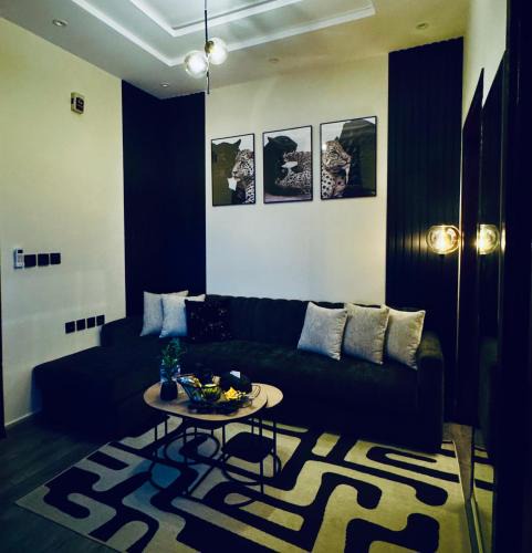 Hera Street Apartment | Modern Apartment 4