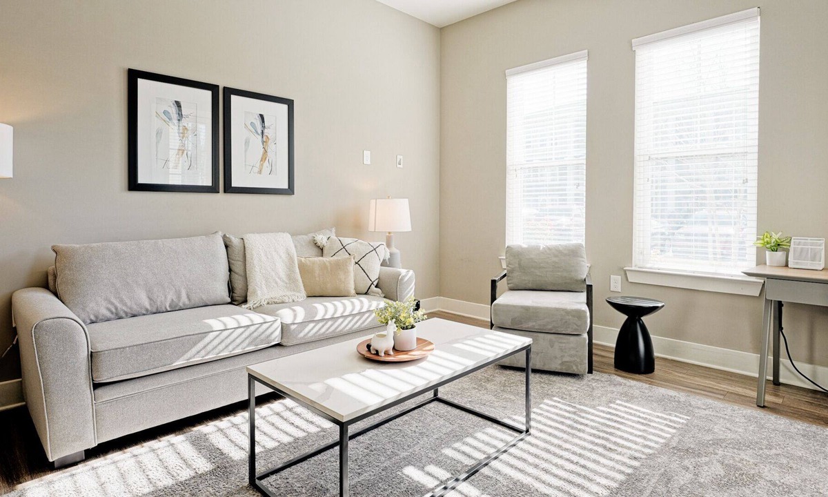West Ashley Apartment | Modern Apartment in Prime Location (ID3527)