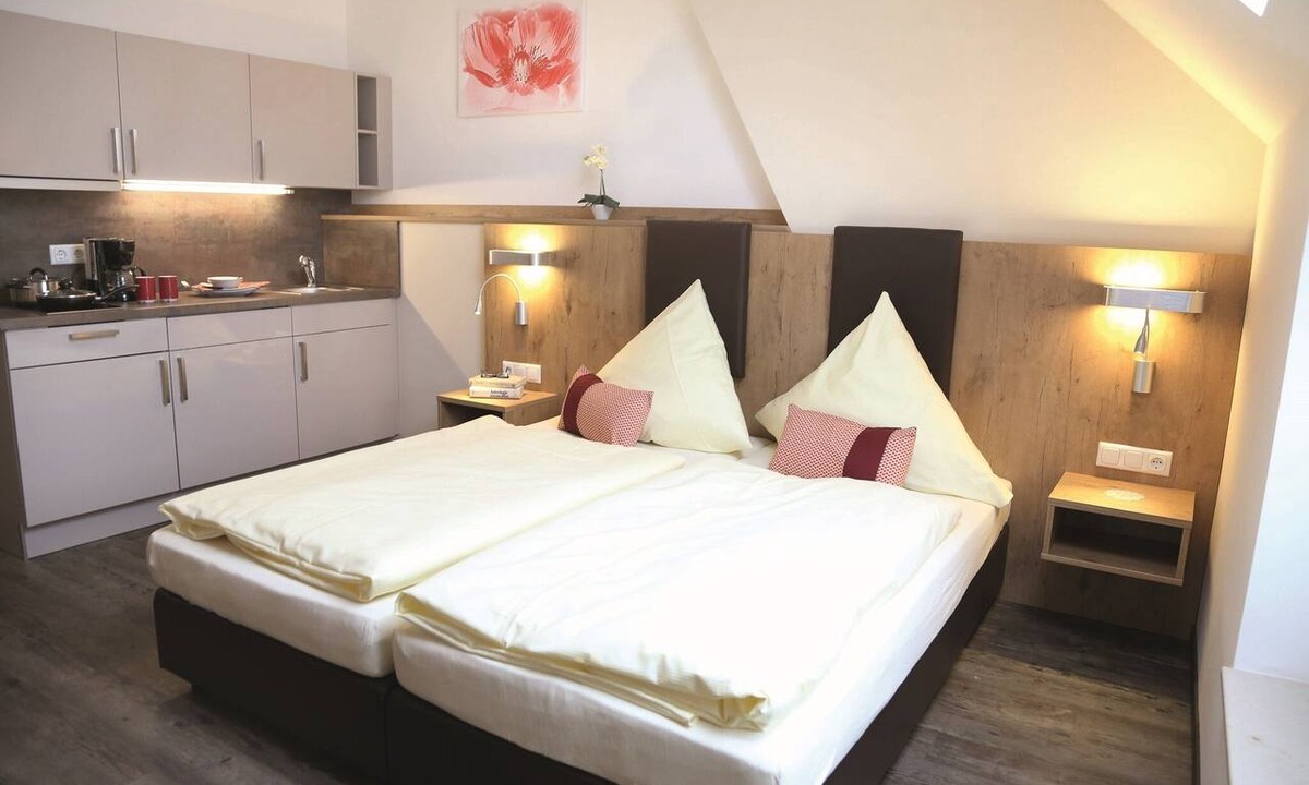 Altdorf Apartment | Modern apartment with kitchenette in a central location