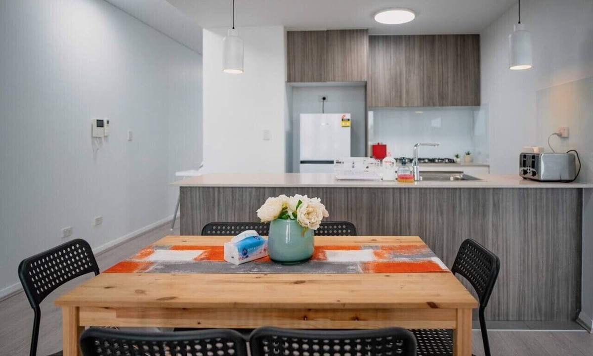 Rouse Hill Apartment | Modern Apt in Rouse Hill | Close to Train Station