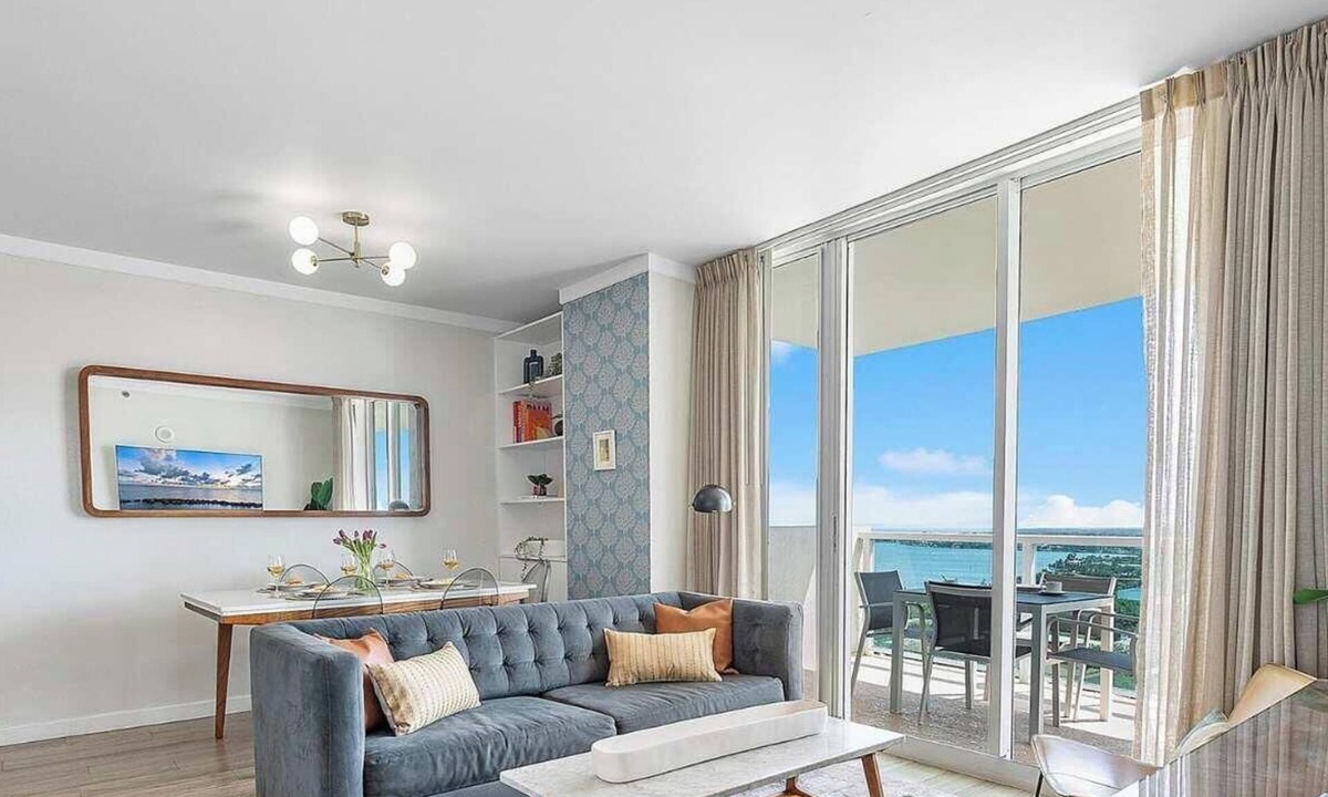 Coconut Grove Apartment | Modern Bay View Suite | Walkable Coconut Grove