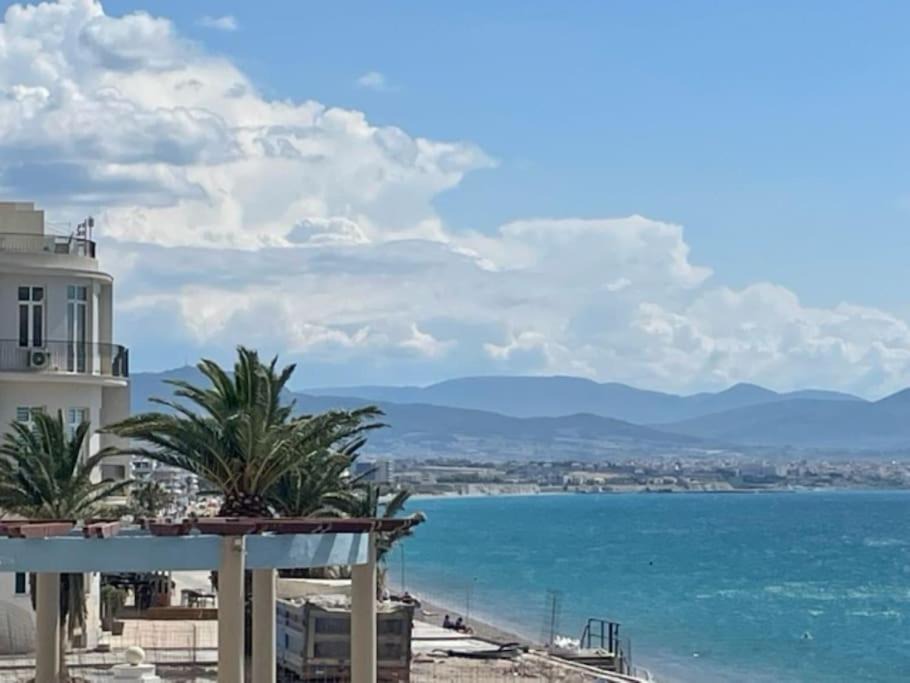 Loutraki-Agioi Theodoroi Apartment | Modern Beachfront apartment Mamizona