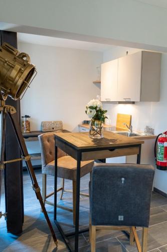 La Calamine Apartment | Modern boutique studio with balcony near Aachen