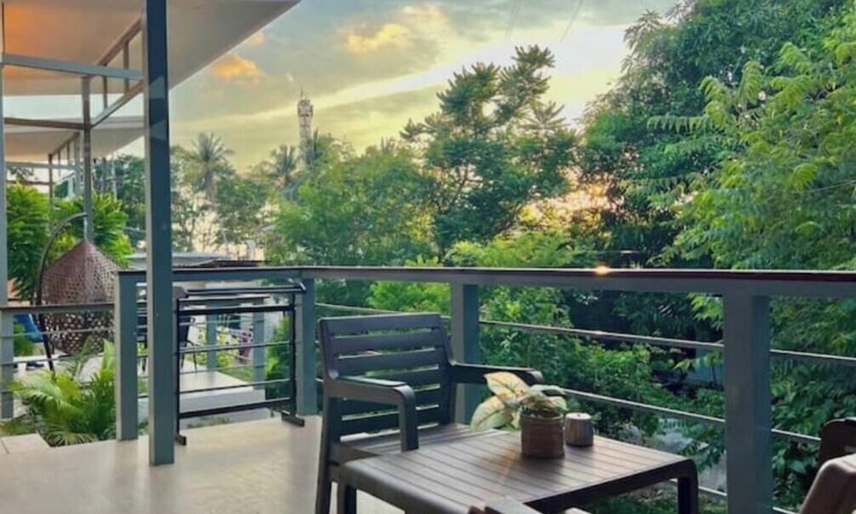 Ko Chang House | Modern Bungalow with patio
