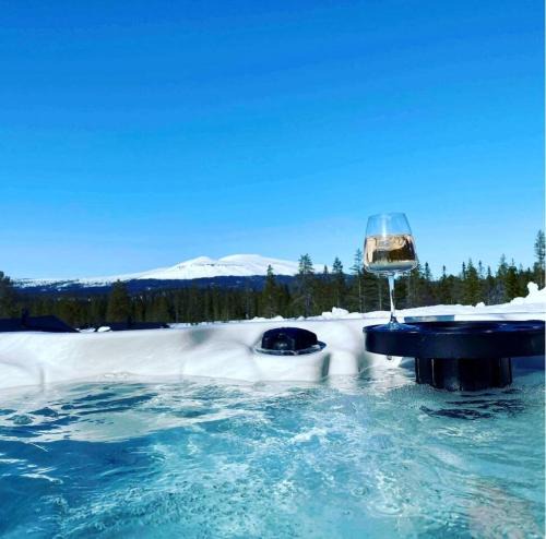 Grondalen House | Modern cabin with jacuzzi near Trysil alpine