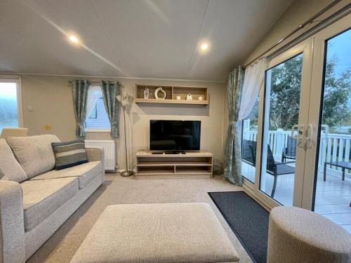 Bembridge Apartment | Modern caravan - Whitecliff Bay