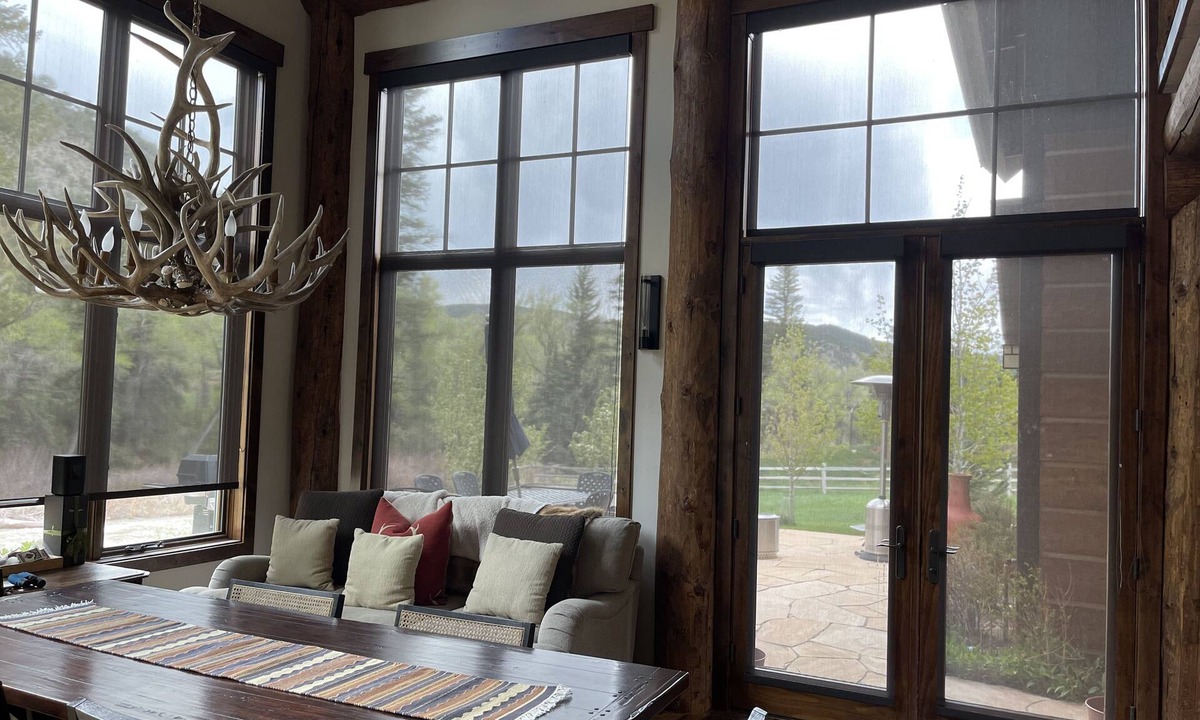 Edwards Ski Chalet | Modern Chalet on the River. Hot Tub, Fireplace , Newly furnished Fishing, Hiking