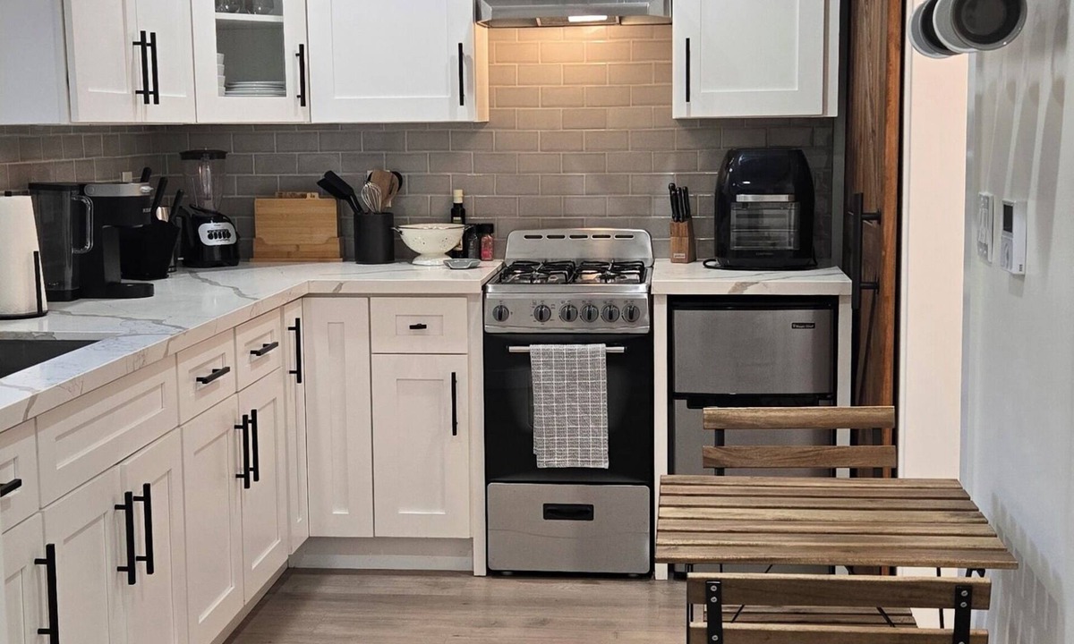 Los Angeles House | Modern Chic Junior ADU