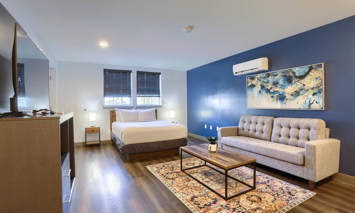 Hershey Apartment | Modern Clean Pet Friendly Hotel Room