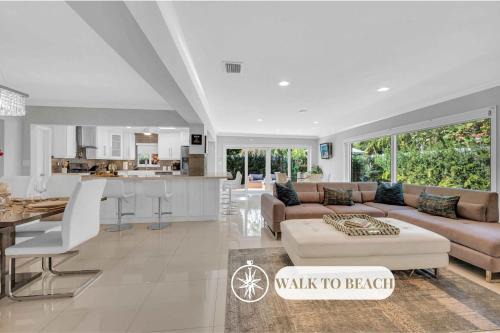 Bel Air House | Modern Coastal Style Walk To Beach Heated Pool Tranquility Ocean Mist Key RESlDENCES
