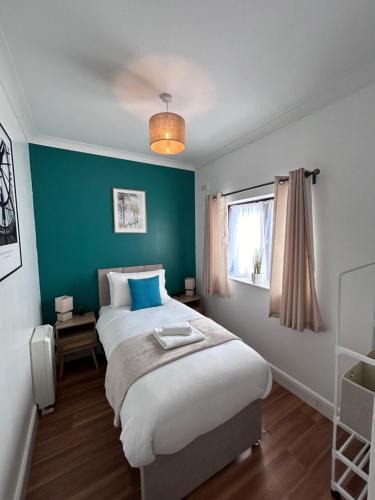 Shirley Apartment | Modern Comfort 2BR - Southampton Stay