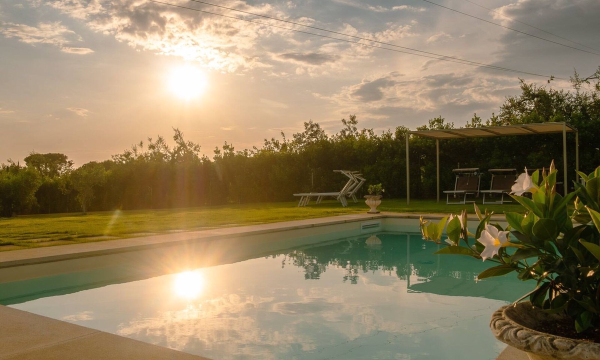Cecina House | Modern, comfortable Tuscan villa with private pool 10 minutes from the beach,