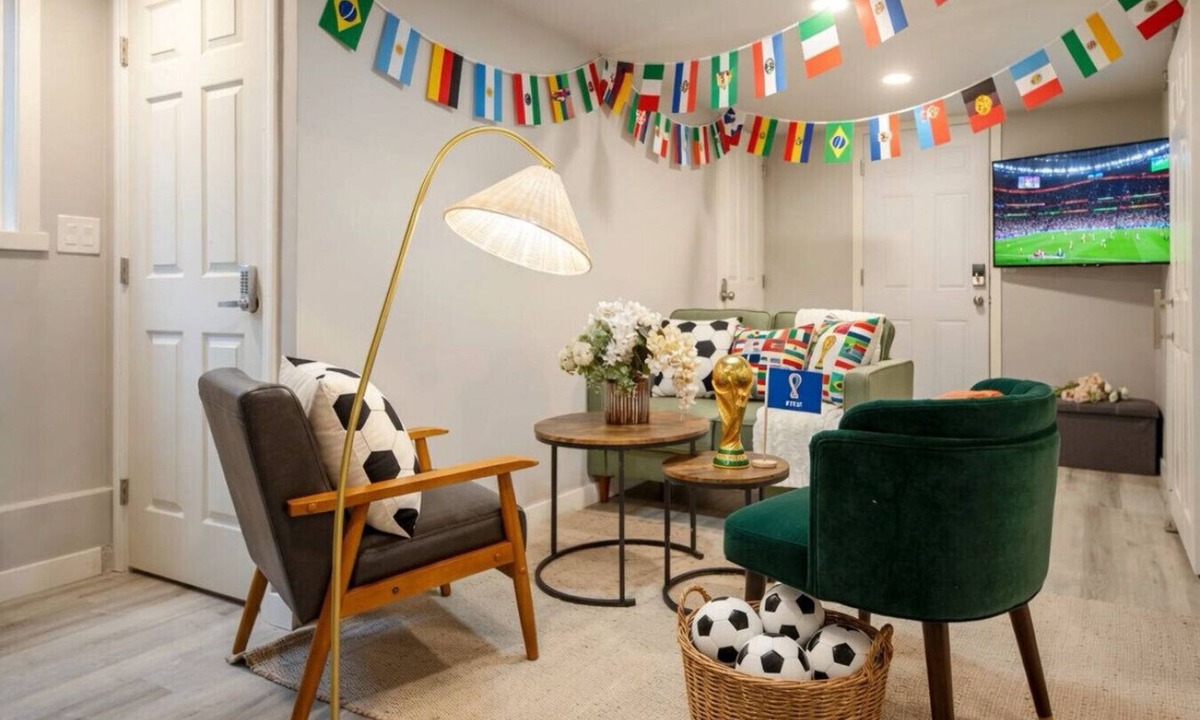 Bryn Mawr-Skyway House | Modern Cozy Bright 2BR Lower Unit w/private entry
