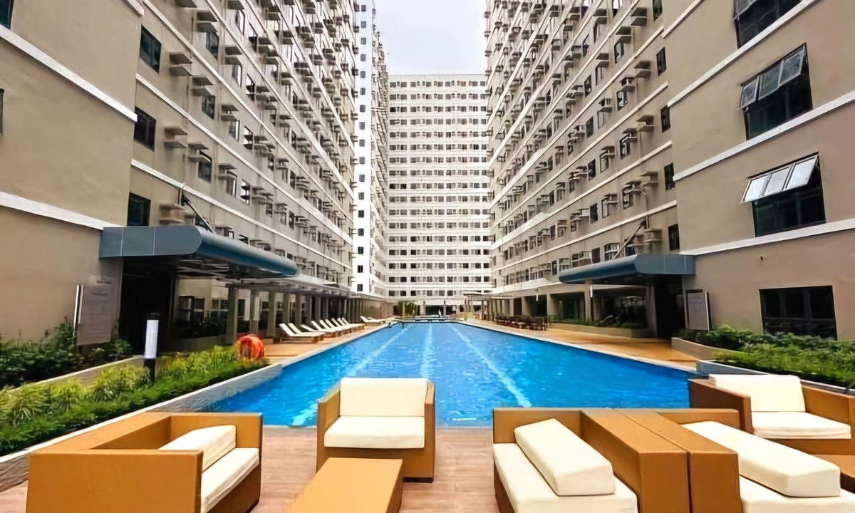 Dasmarinas Condo | Modern Cozy Studio with Netflix