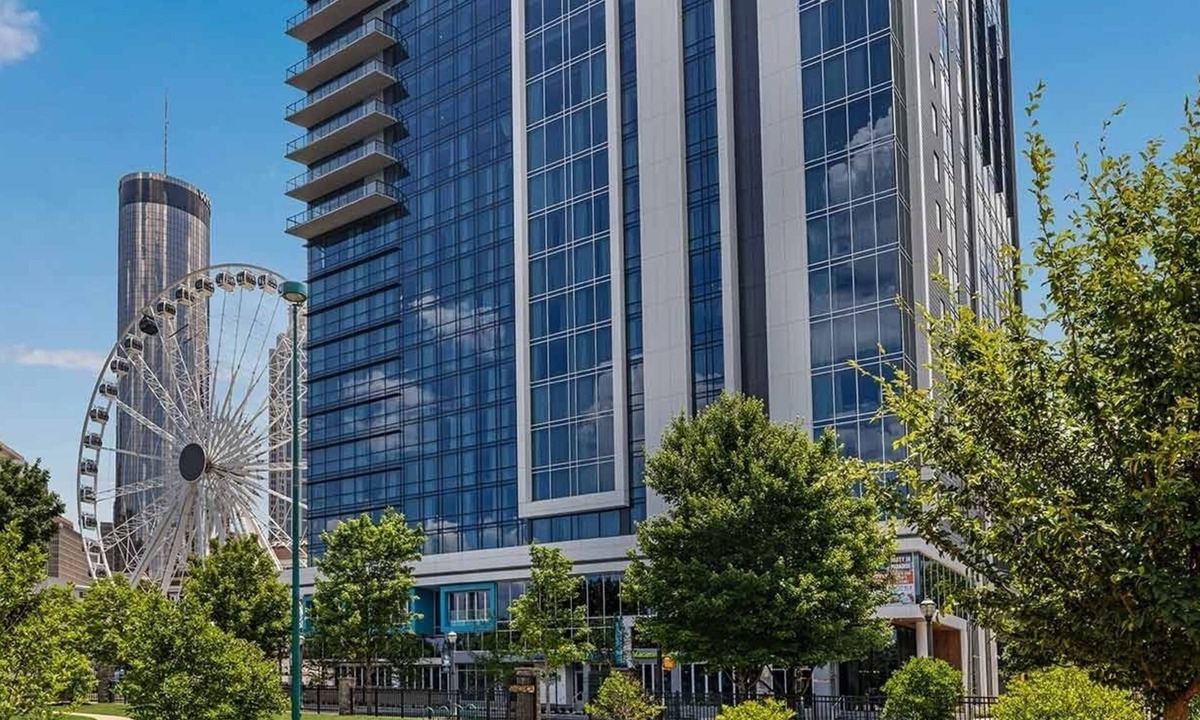 Downtown Atlanta Resort | Modern deluxe studio! Walk to World Cup Festivities & Downtown