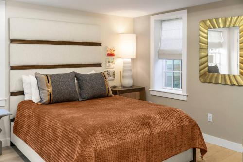 Provincetown House | Modern Design - Walk to Galleries + Beach + Dining