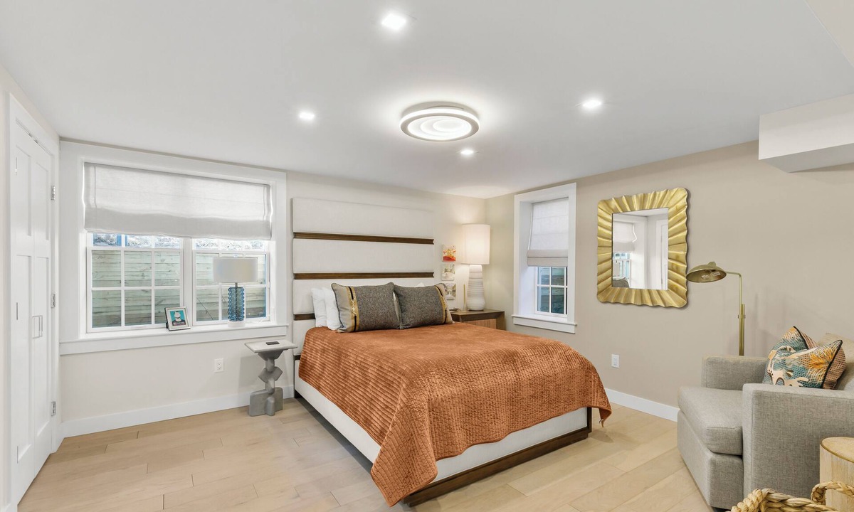 Provincetown House | Modern Design - Walk to Galleries, Dining, Beach