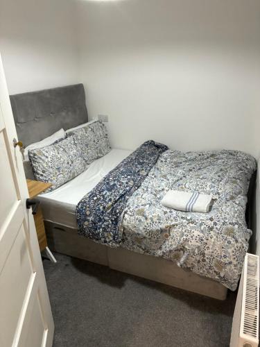 Southampton House | Modern Double Room 5 Min Walk to Station and Docks