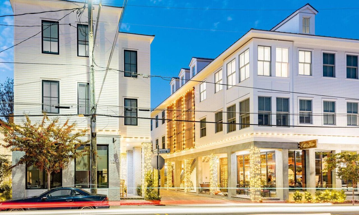 Cannonborough Elliotborough Condo | Modern Downtown Charleston Condo