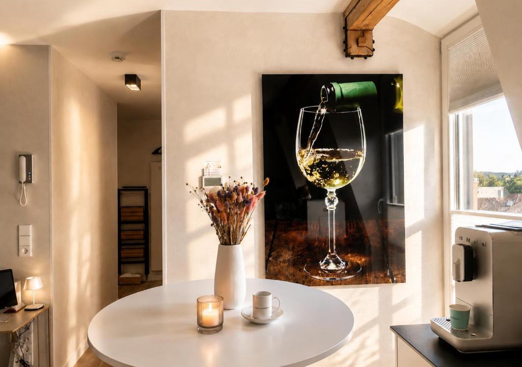 Altstadt Apartment | Modern Elegance in historical City Center