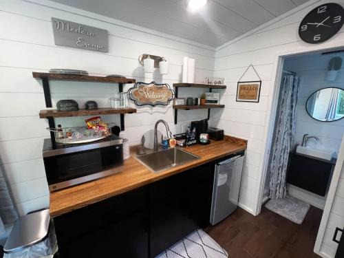 Betsy Layne House | Modern Escape