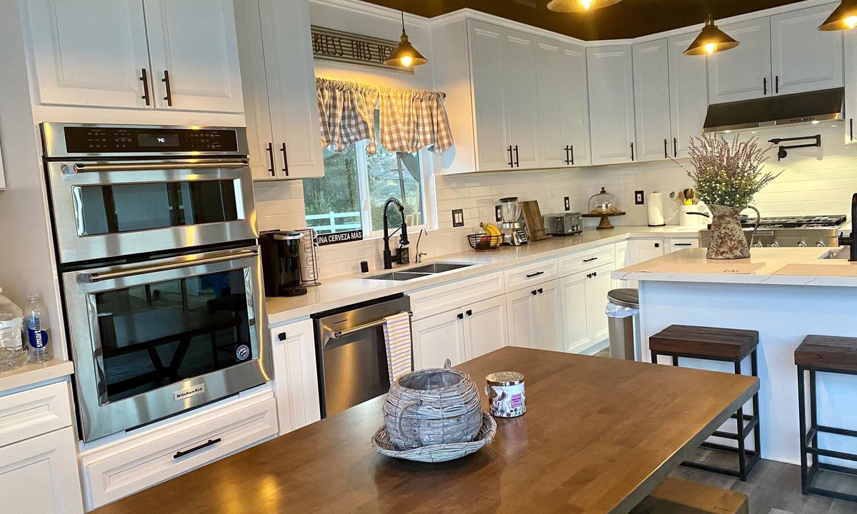 Rainbow CDP House | Modern Farmhouse Space
