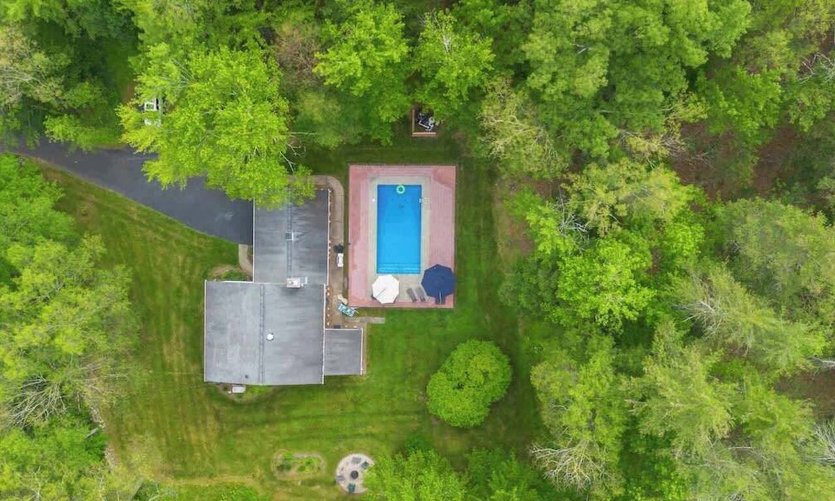 Zena House | Modern Farmhouse w/Saltwater Pool, Game Room, Spa Baths - 5 Min to Woodstock