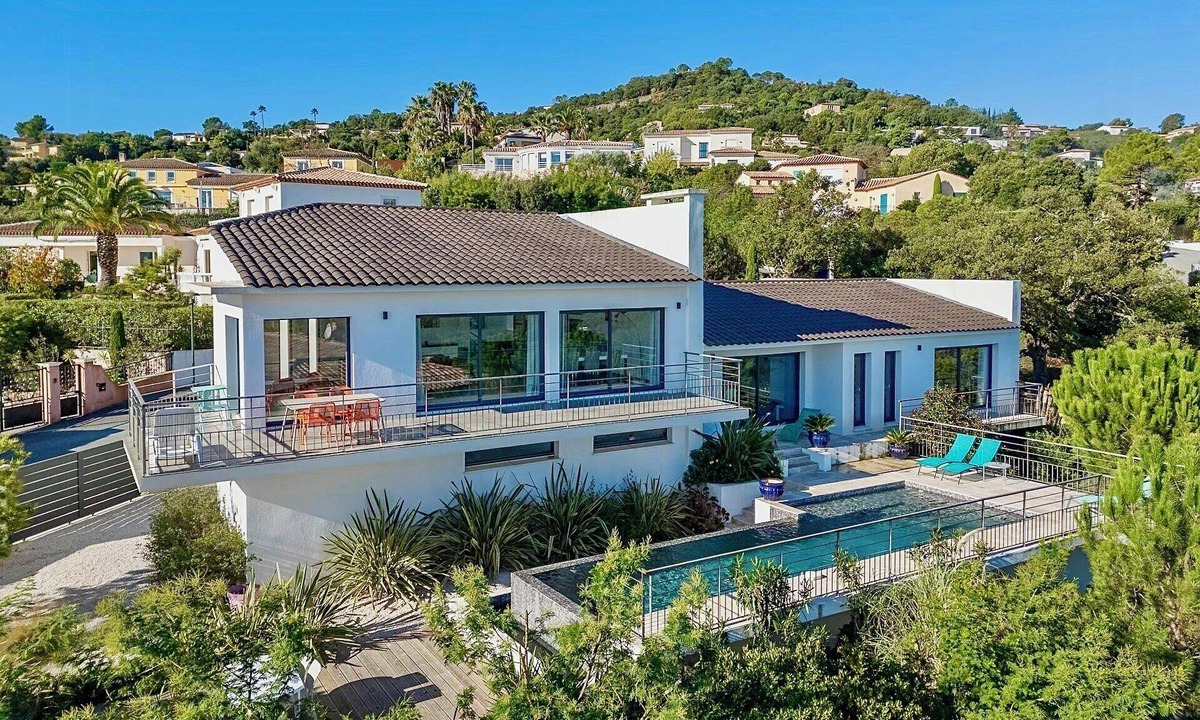 Les Adrets-de-l'Esterel House | Modern villa with sea views and infinity pool