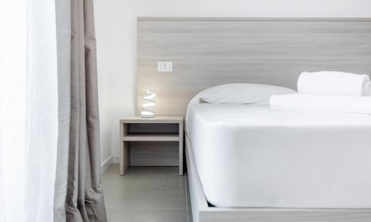 San Giuliano Bed & Breakfast | 🏡 Modern & Functional Rooms in Mestre – Brand-New Guesthouse with Free ParkingPerfectly located for Venice: bus no. 5 passes every 10 minutes and takes you directly to the historic center in just a few minutes! Rooms are equipped with a comfortable