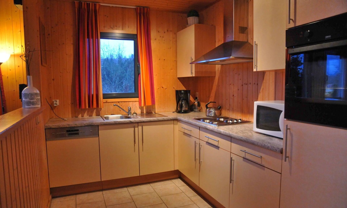 Houffalize House | Modern Holiday Home in Houffalize with Sauna